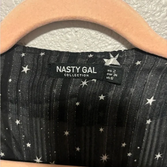 Black Ruffled Women's Top - Picture 5 of 5